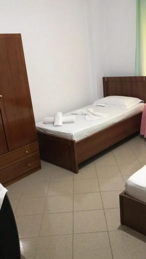 Sarandë Old Man House 아파트